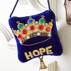 Horchow Sudha Pennathur pillow 👑